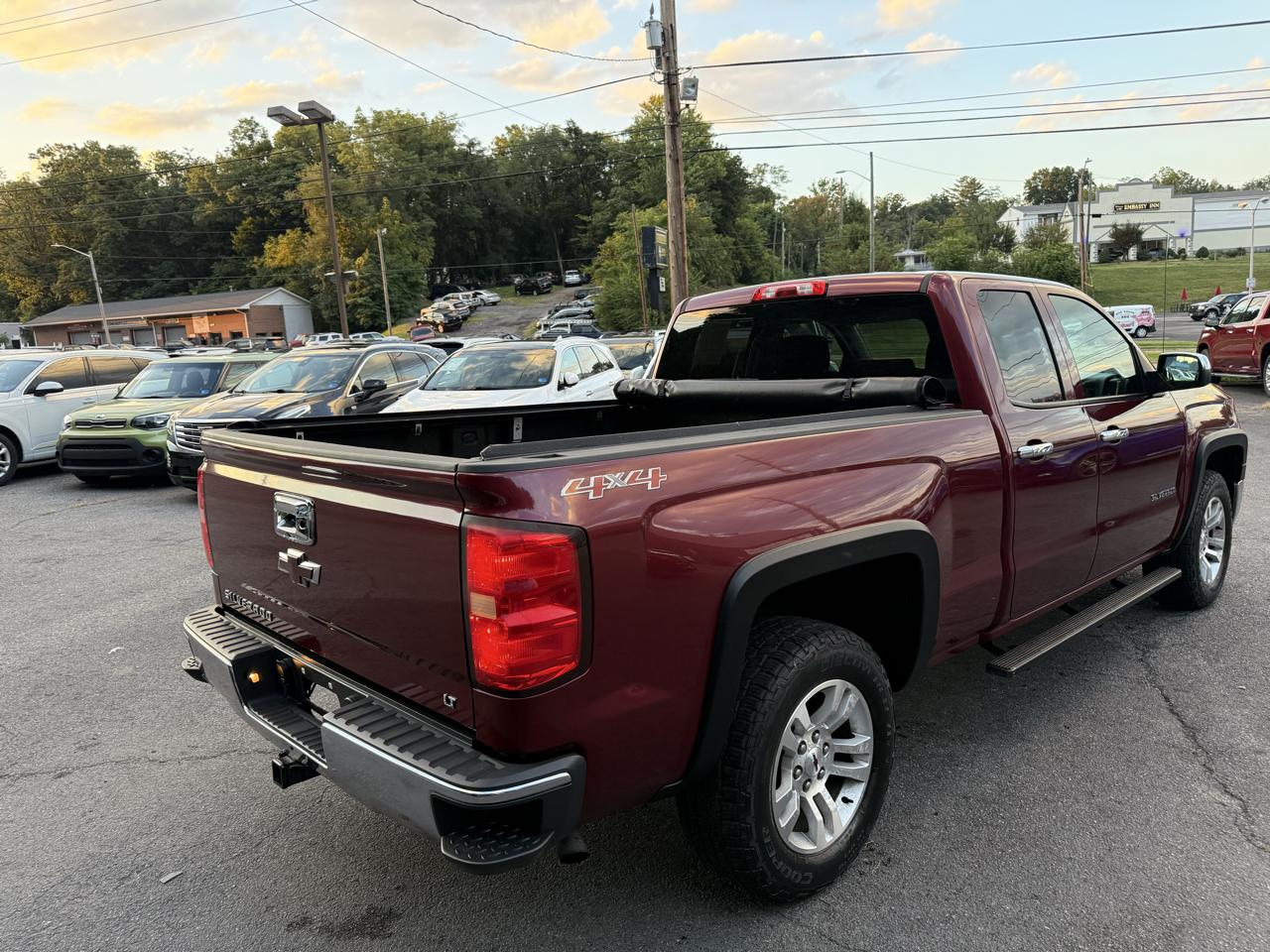 Chevrolet Silverado 1500 4WD Double Cab 143.5" LT w/1LT 2014