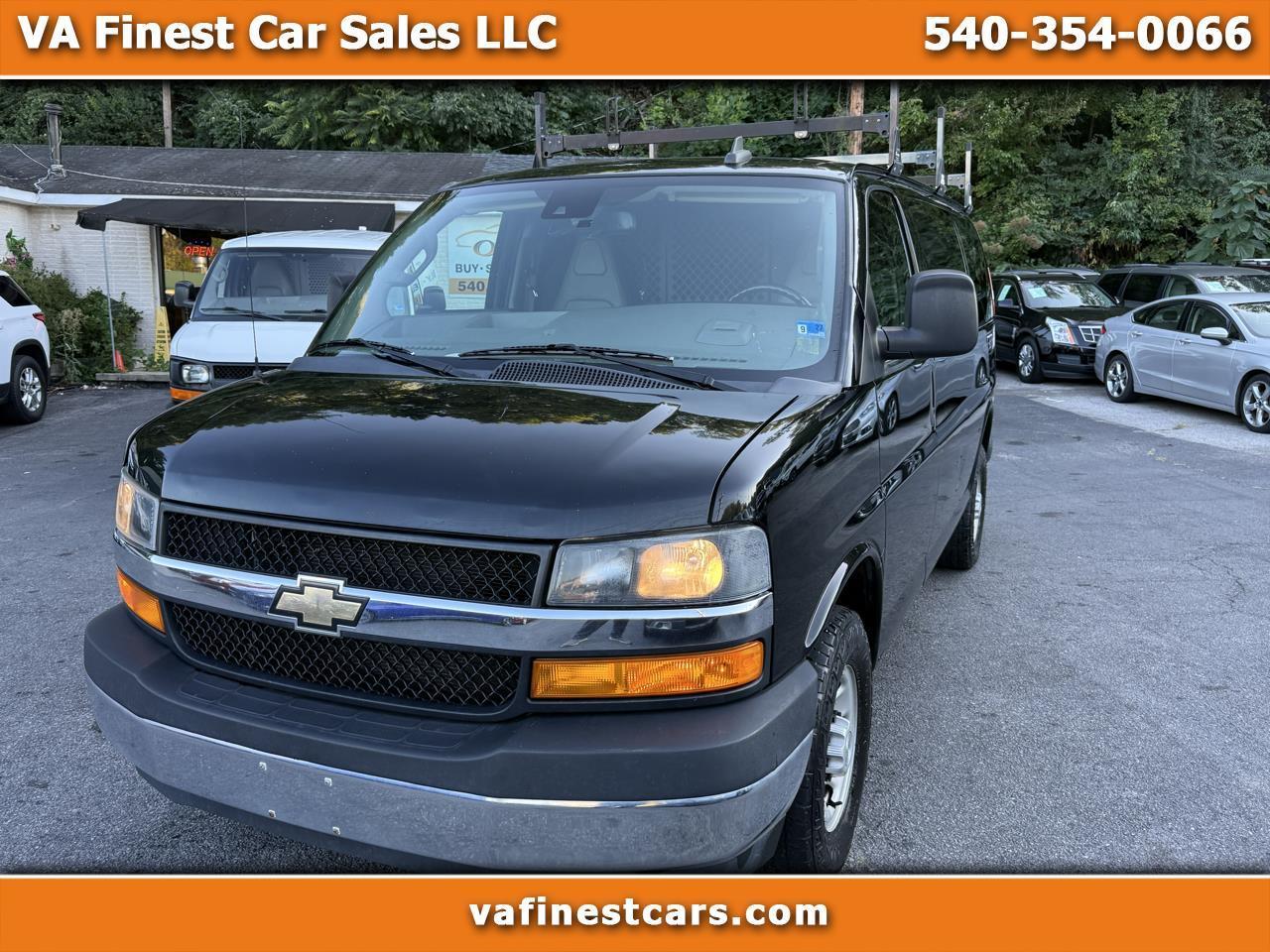 Chevrolet Express Cargo Van RWD 2500 135" 2022