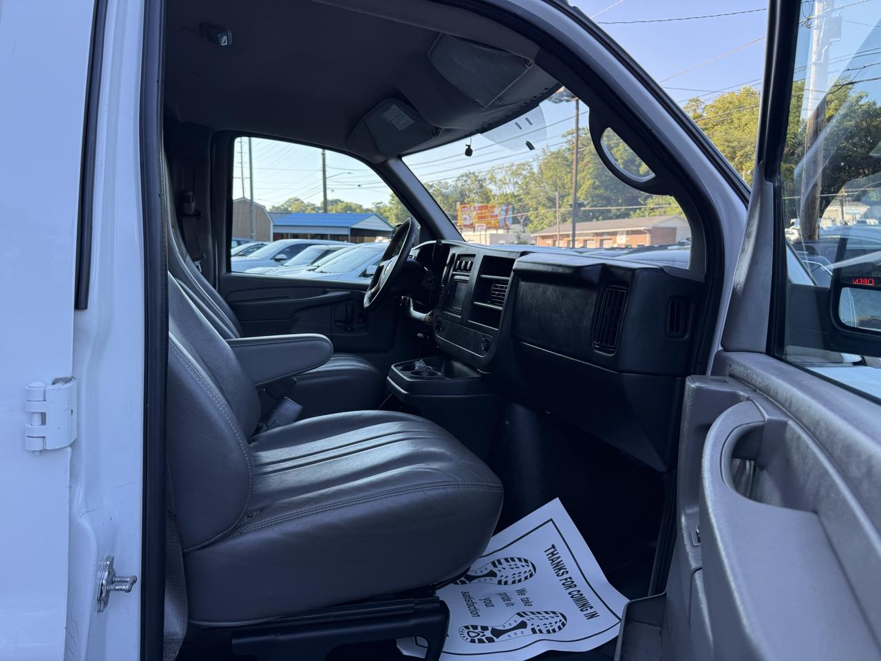 Chevrolet Express Cargo Van RWD 2500 135" 2014