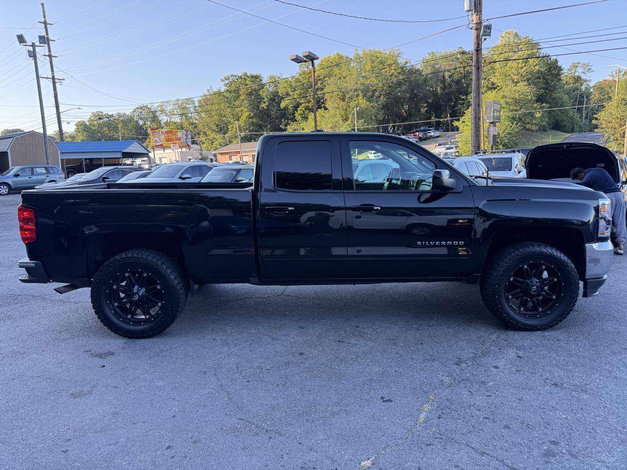 Chevrolet Silverado 1500 4WD Double Cab 143.5" LT w/1LT 2016