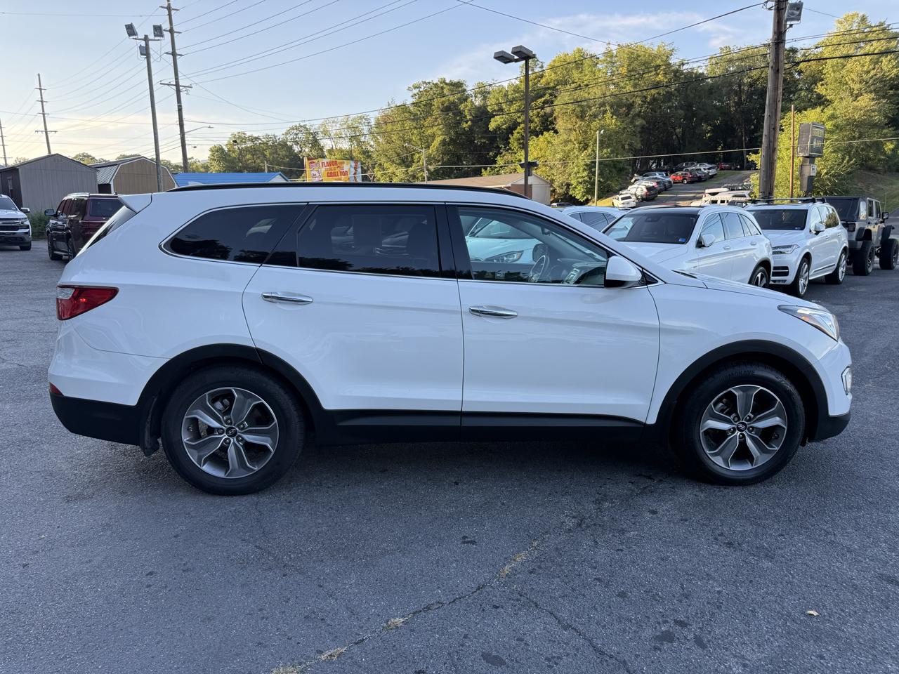 Hyundai Santa Fe FWD 4dr GLS 2015