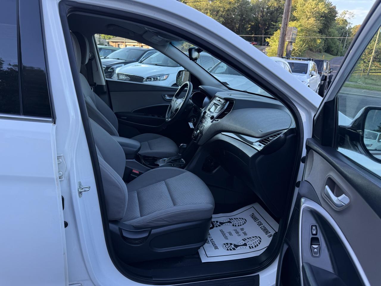 Hyundai Santa Fe FWD 4dr GLS 2015