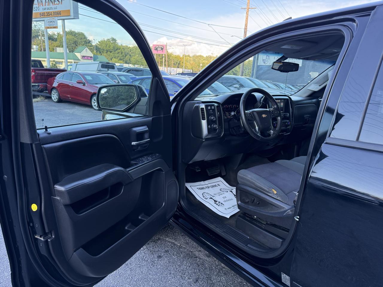 Chevrolet Silverado 1500 4WD Double Cab 143.5" LT w/1LT 2015