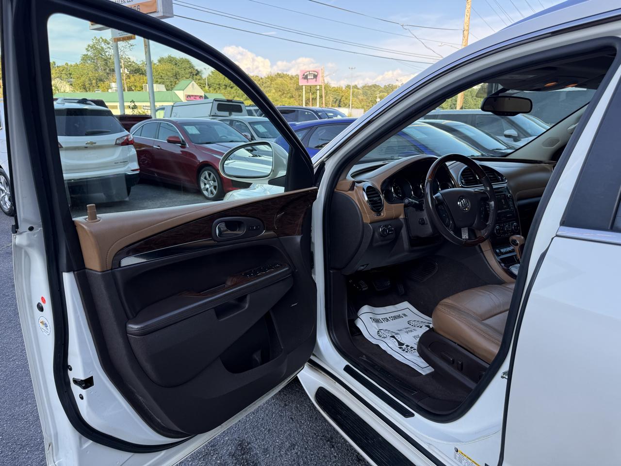 Buick Enclave AWD 4dr Premium 2013