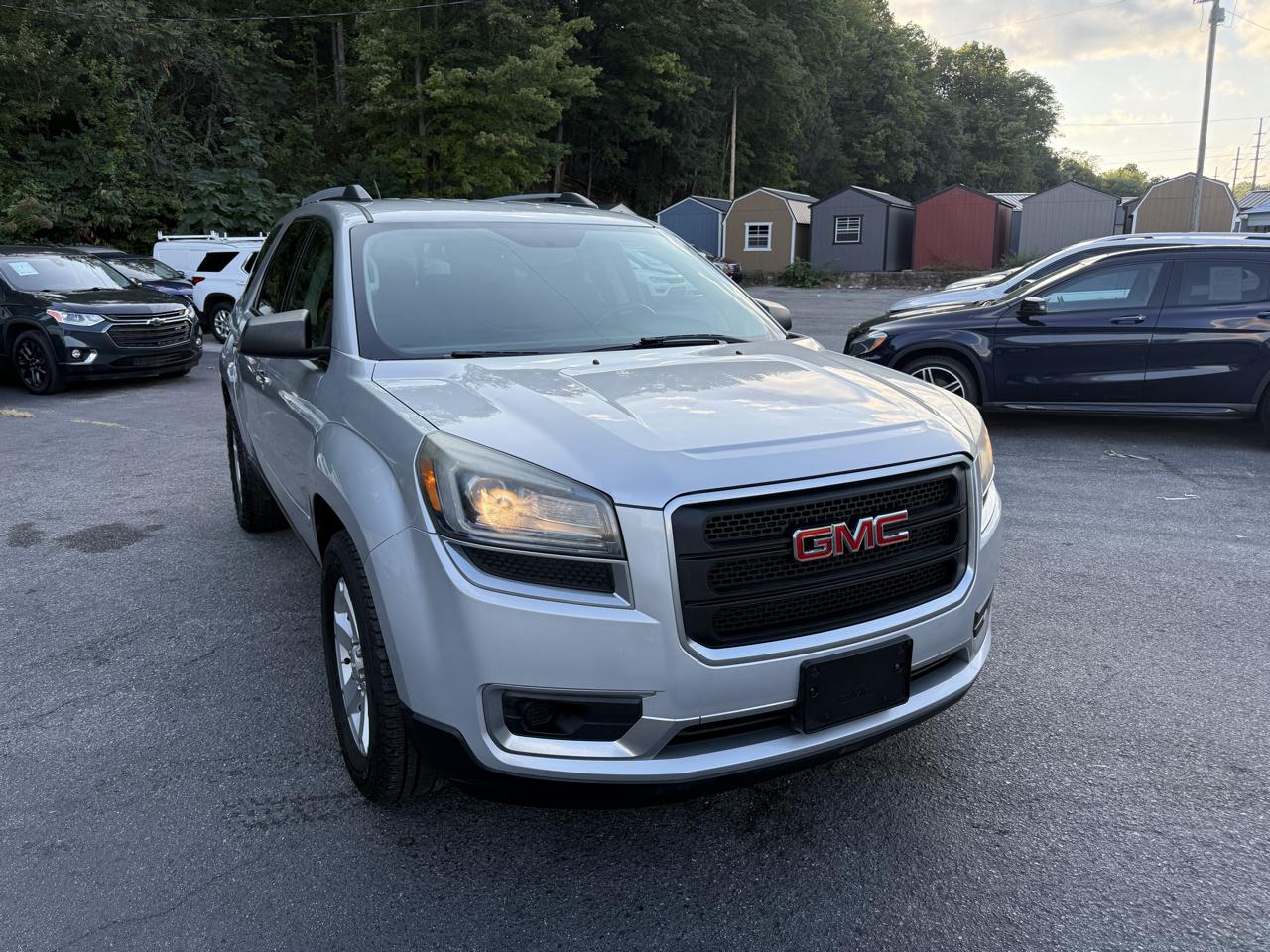 GMC Acadia FWD 4dr SLE w/SLE-2 2015