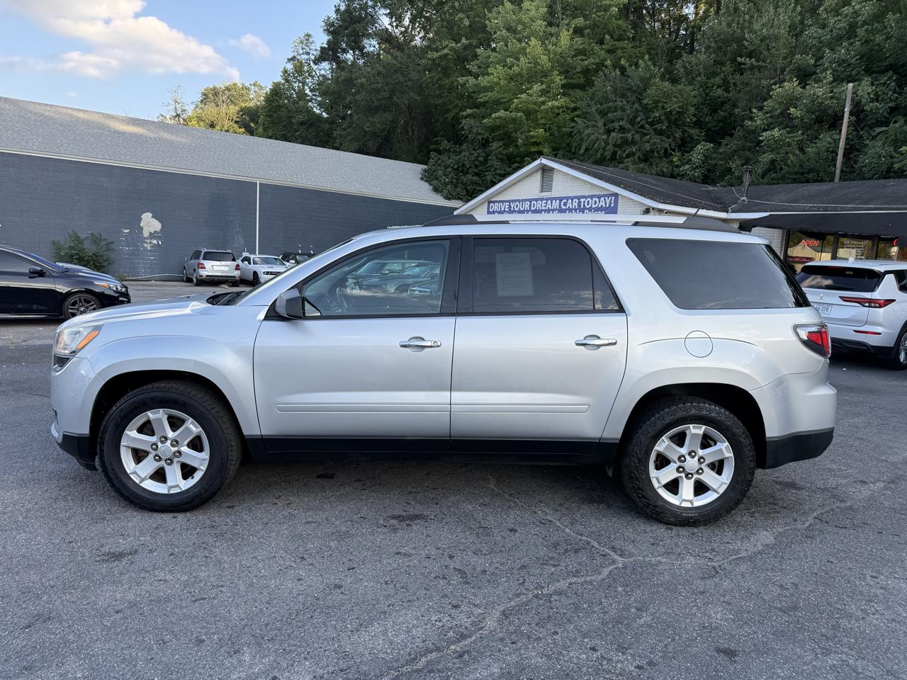 GMC Acadia FWD 4dr SLE w/SLE-2 2015