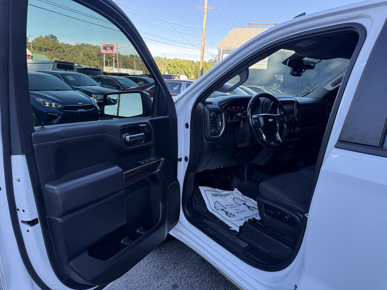 Chevrolet Silverado 1500 LTD 4WD Crew Cab 157" LT 2022