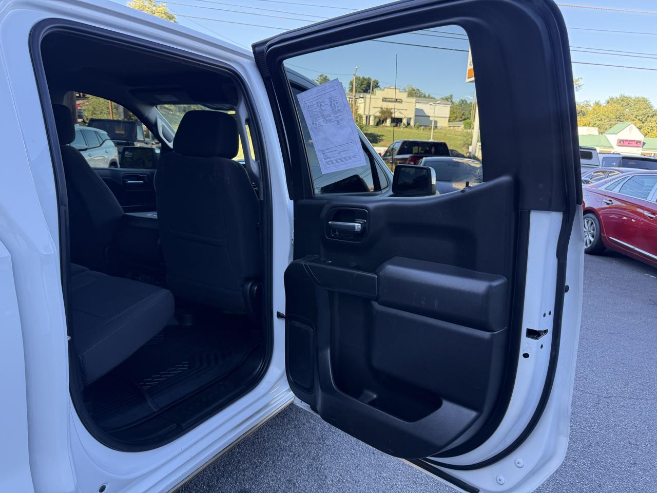 Chevrolet Silverado 1500 LTD 4WD Crew Cab 157" LT 2022