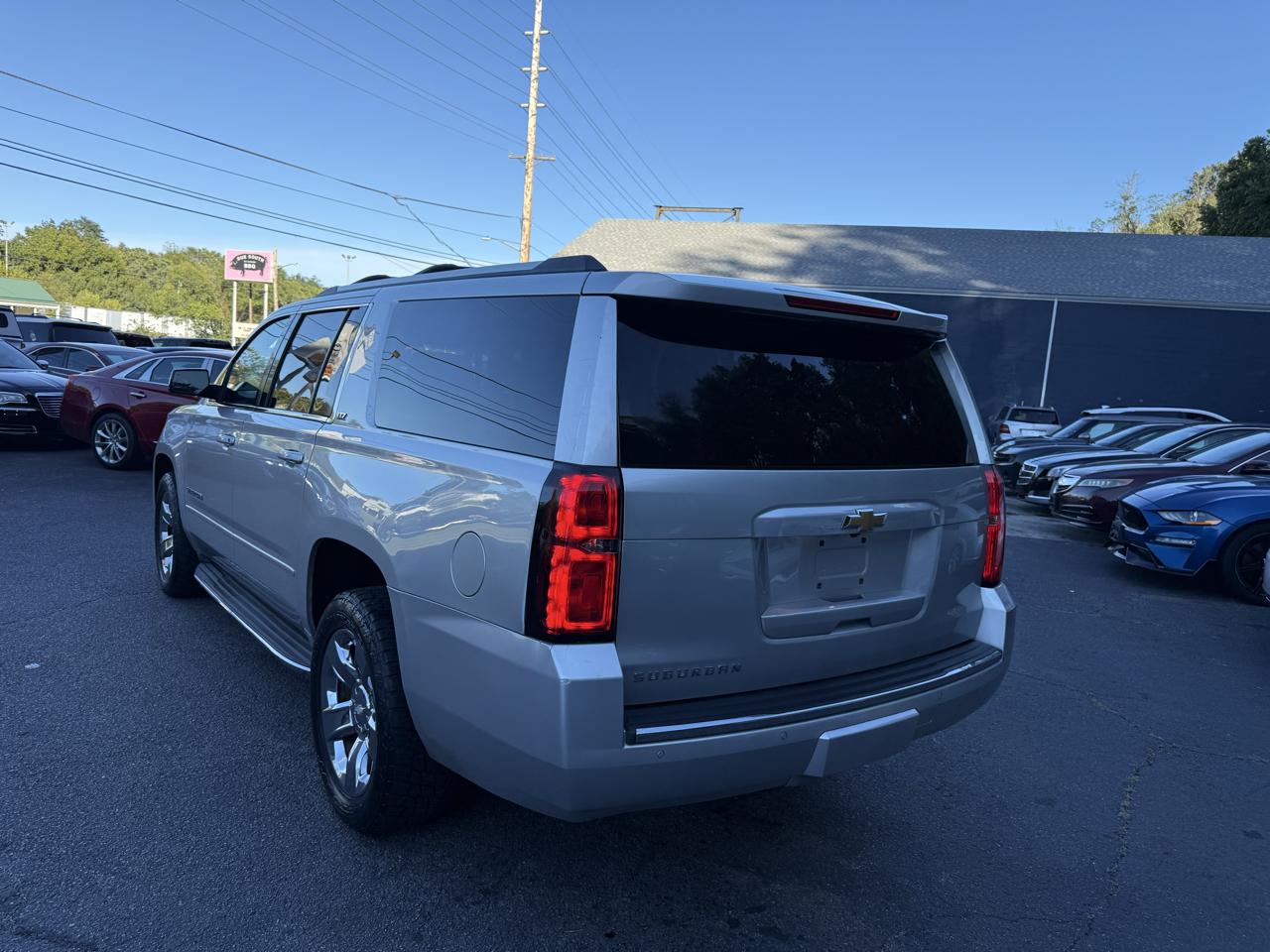 Chevrolet Suburban 4WD 4dr LTZ 2015