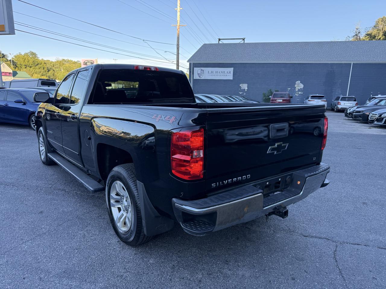 Chevrolet Silverado 1500 4WD Double Cab 143.5" LT w/1LT 2018