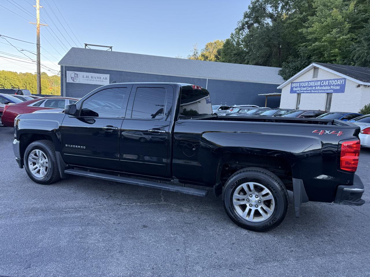 Chevrolet Silverado 1500 4WD Double Cab 143.5" LT w/1LT 2018