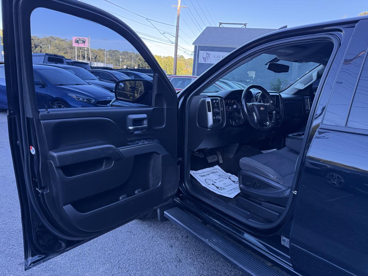 Chevrolet Silverado 1500 4WD Double Cab 143.5" LT w/1LT 2018