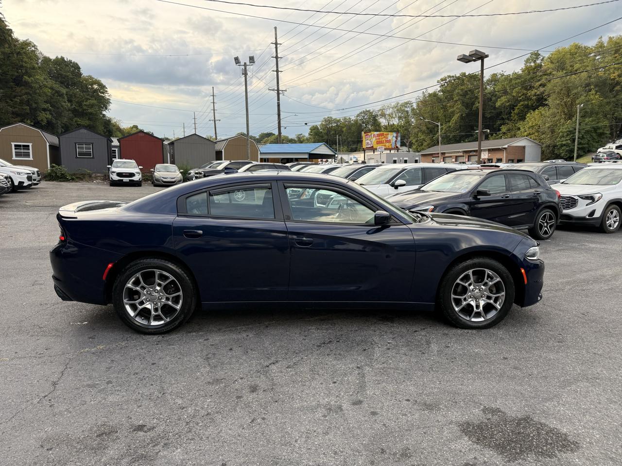 Dodge Charger 4dr Sdn SXT AWD 2016