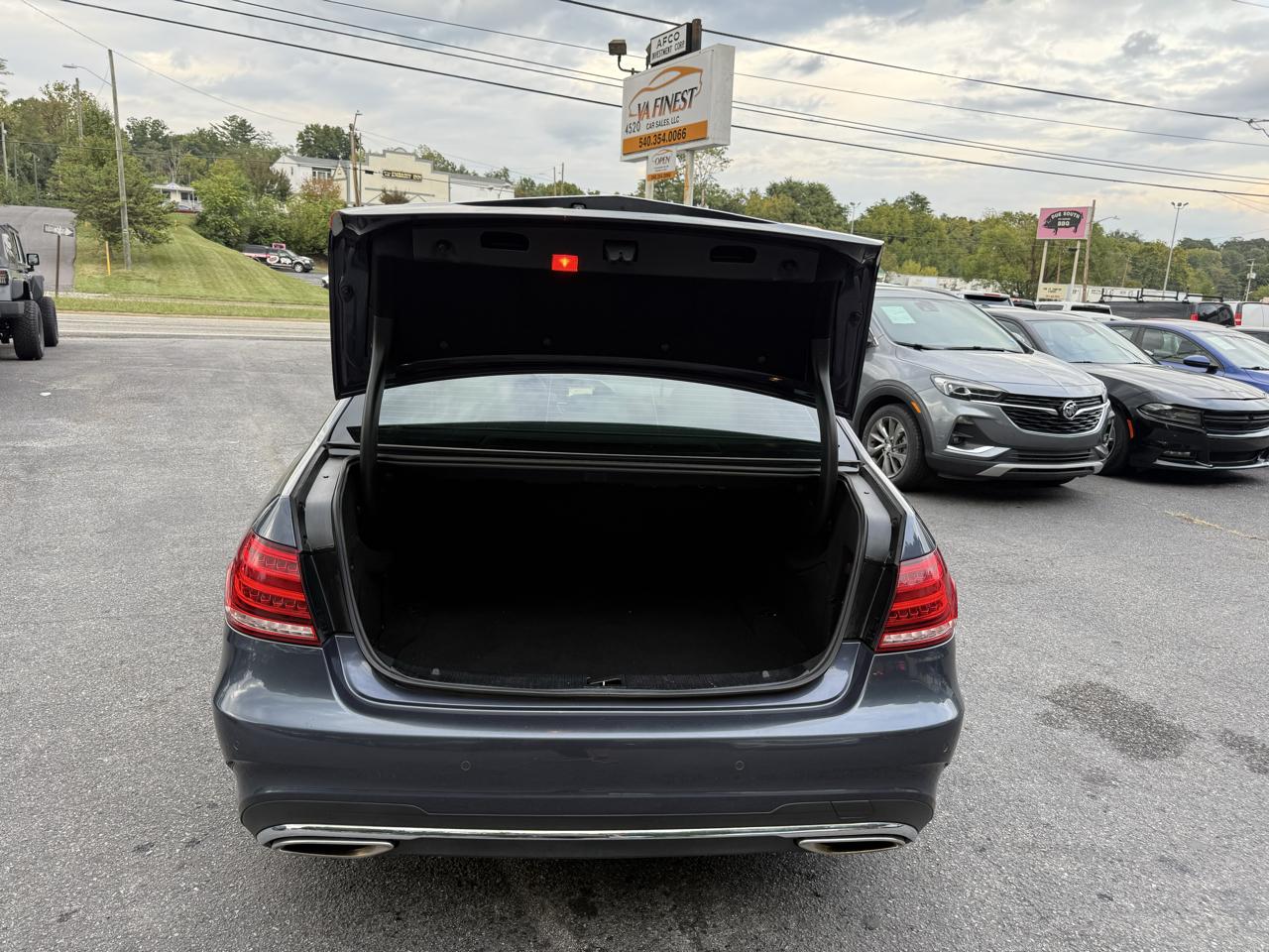 Mercedes-Benz E-Class 4dr Sdn E 350 Sport RWD 2014