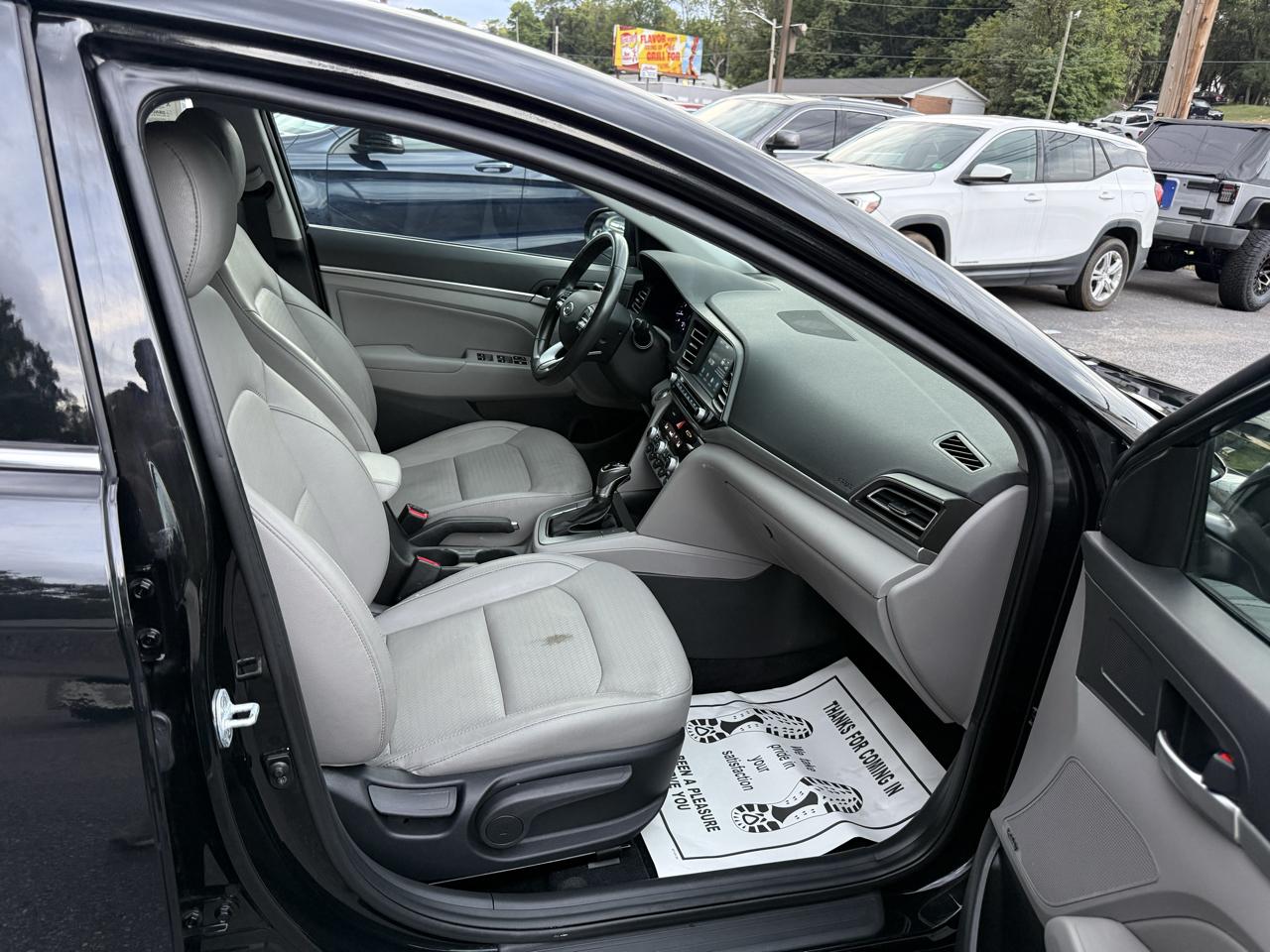 Hyundai Elantra Limited IVT SULEV 2020