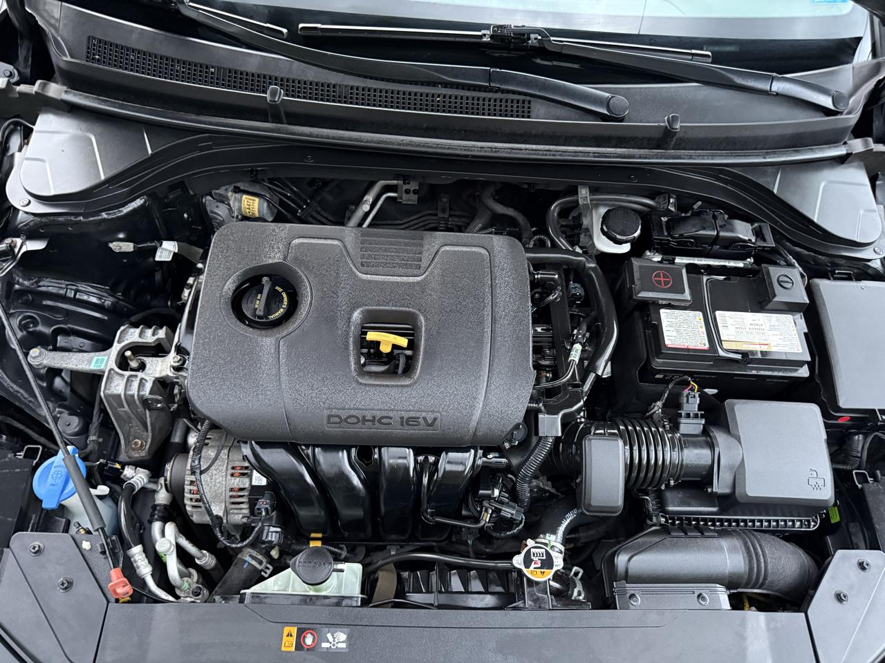 Hyundai Elantra Limited IVT SULEV 2020