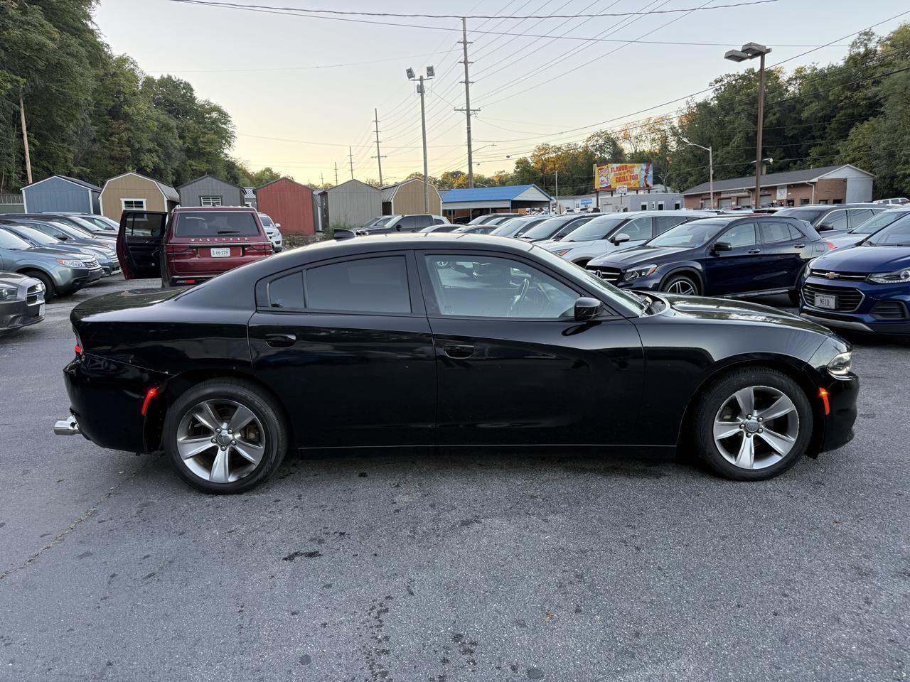 Dodge Charger SXT Plus RWD 2018