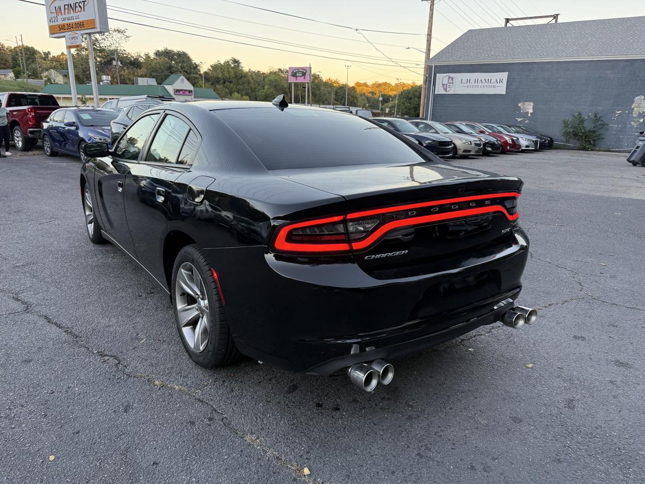 Dodge Charger SXT Plus RWD 2018