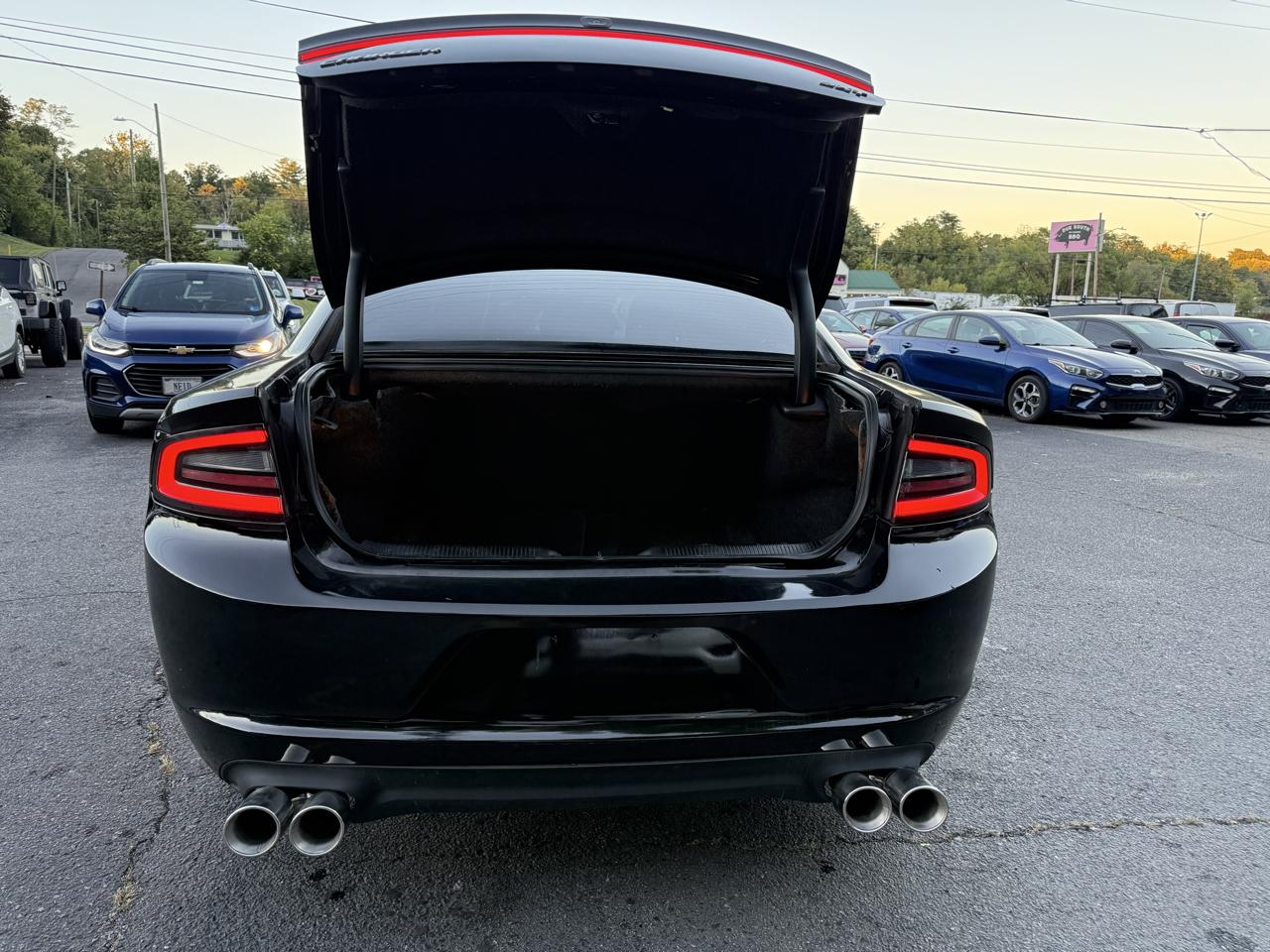 Dodge Charger SXT Plus RWD 2018