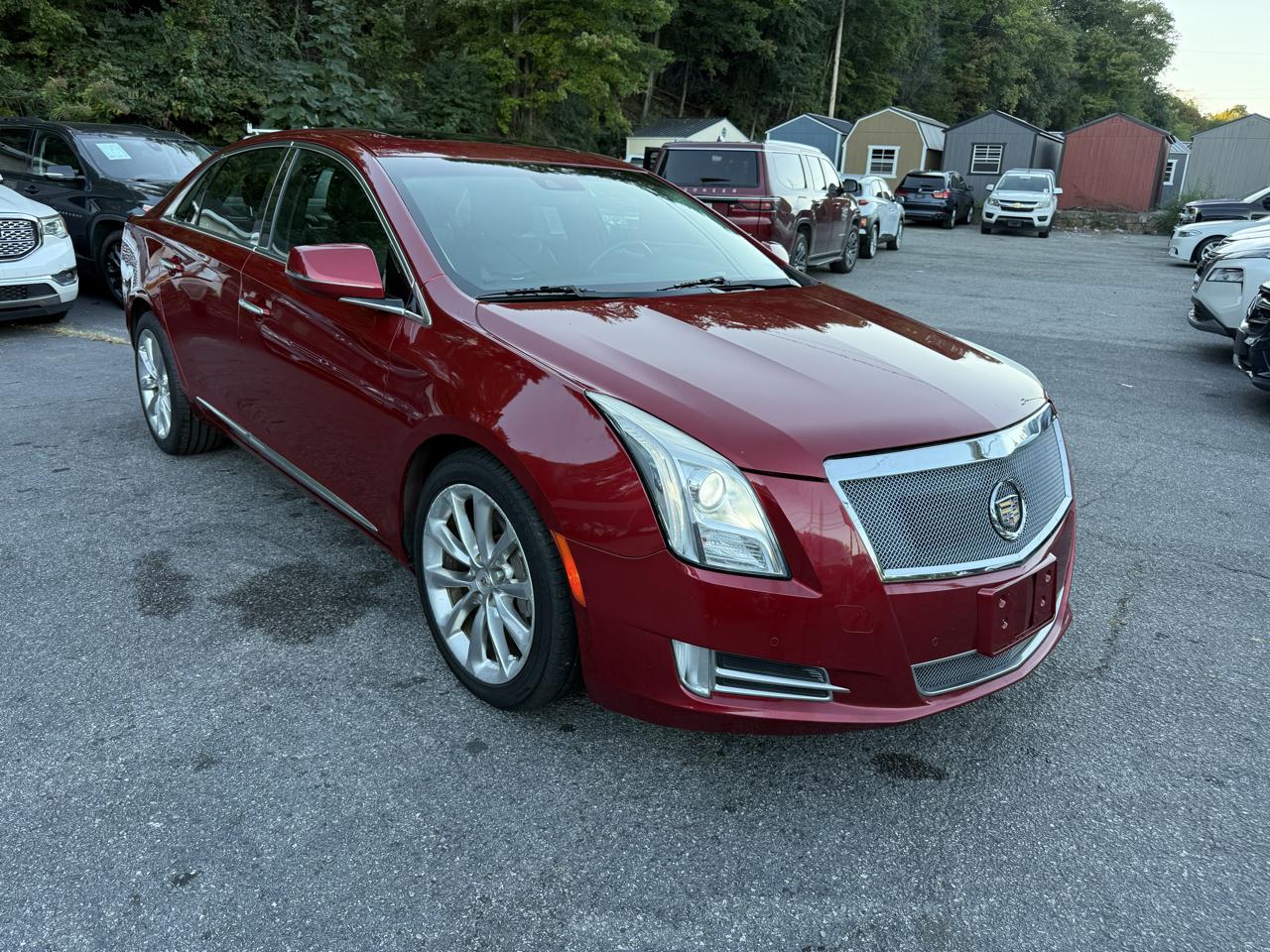 Cadillac XTS 4dr Sdn Premium FWD 2013