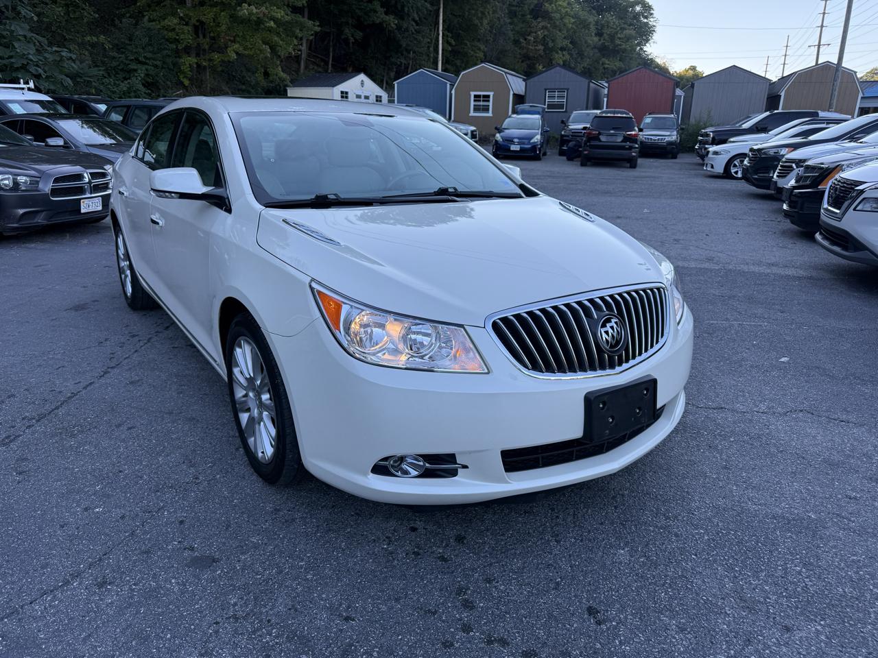Buick LaCrosse 4dr Sdn Leather FWD 2013