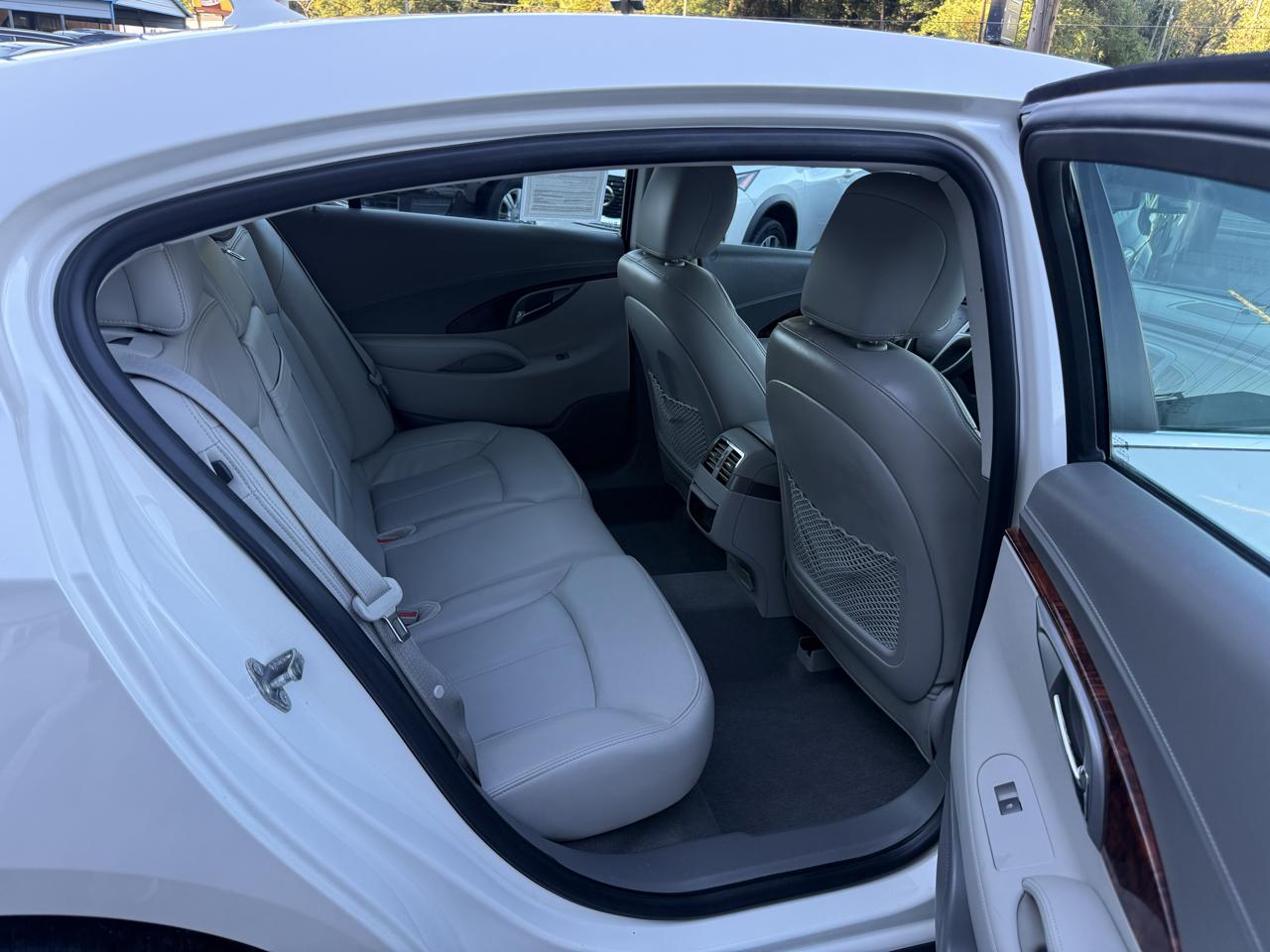 Buick LaCrosse 4dr Sdn Leather FWD 2013