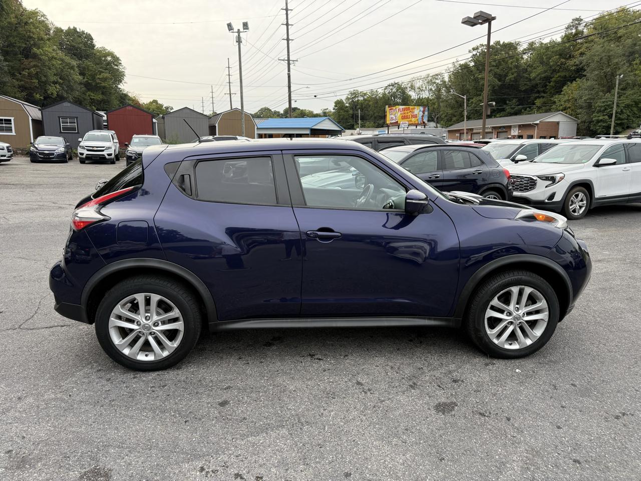 Nissan Juke 5dr Wgn CVT SV AWD 2015