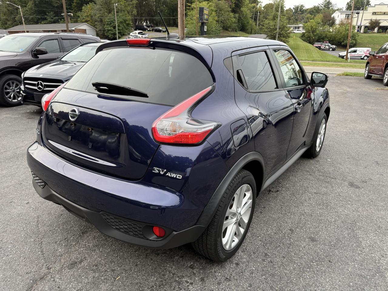 Nissan Juke 5dr Wgn CVT SV AWD 2015