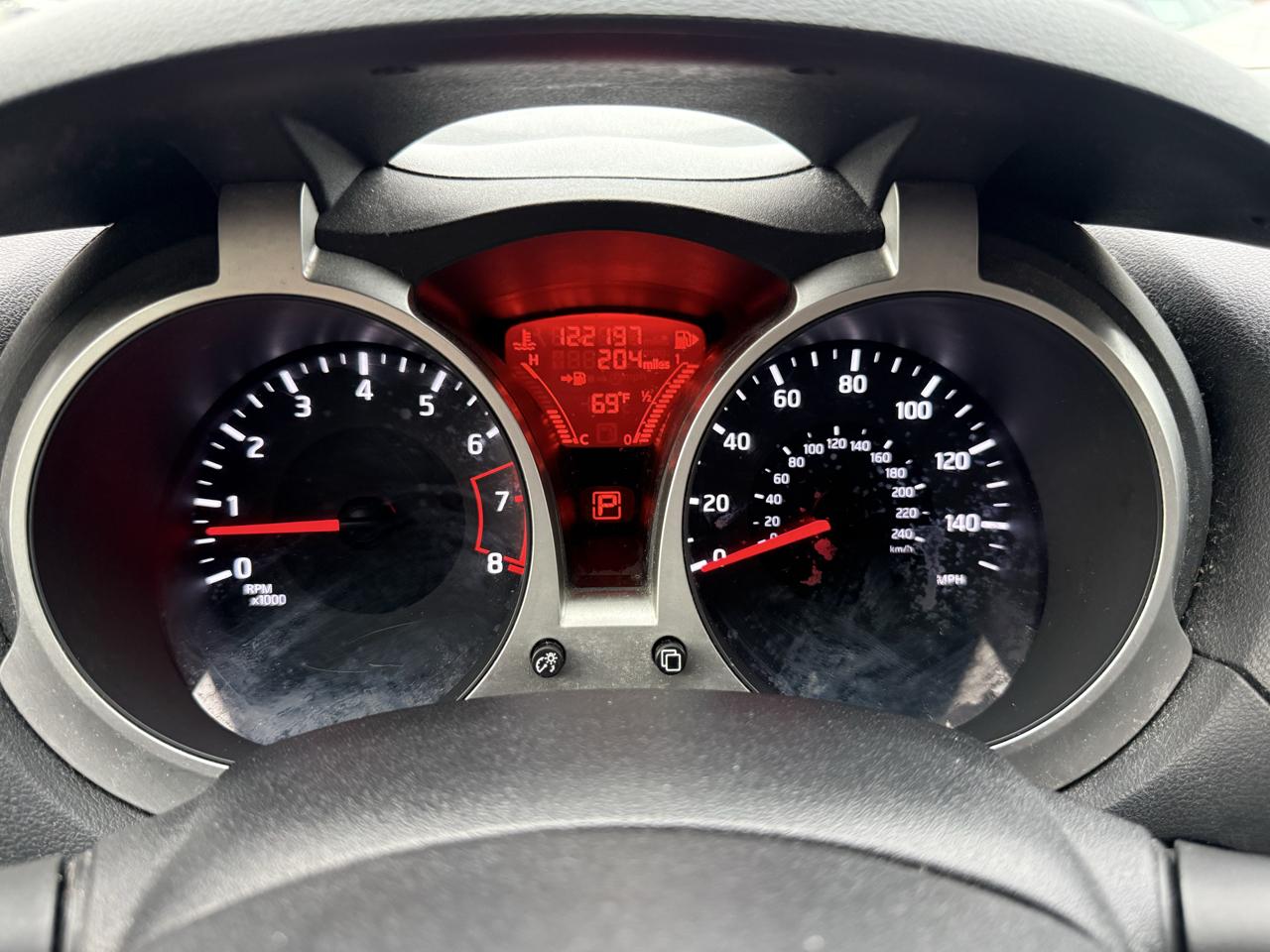 Nissan Juke 5dr Wgn CVT SV AWD 2015