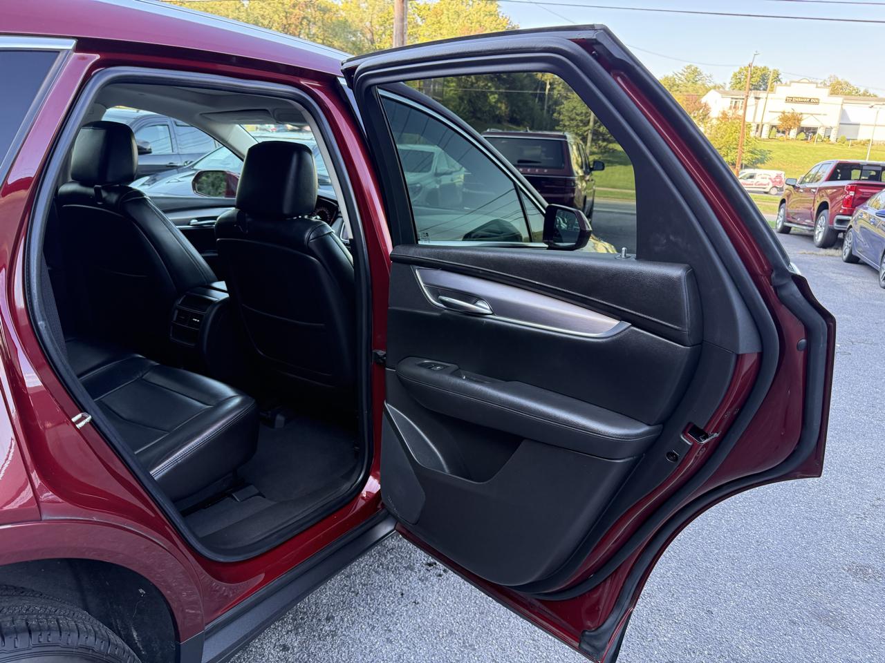 Cadillac XT5 AWD 4dr Luxury 2017