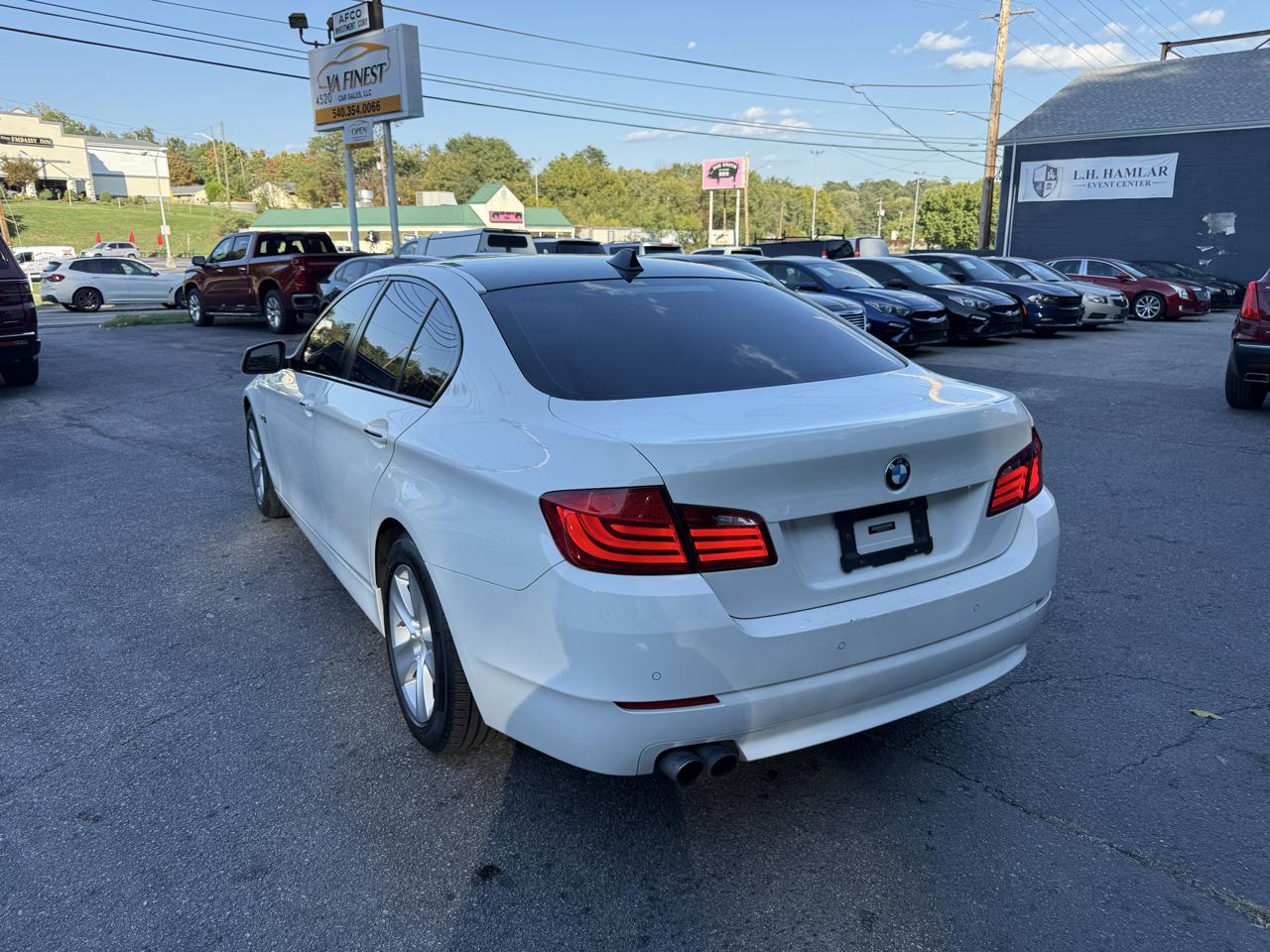 BMW 5 Series 4dr Sdn 528i RWD 2013