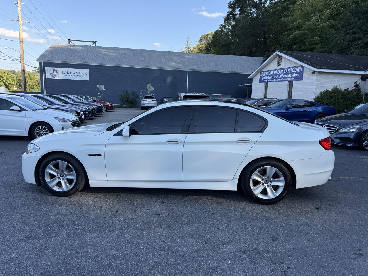 BMW 5 Series 4dr Sdn 528i RWD 2013