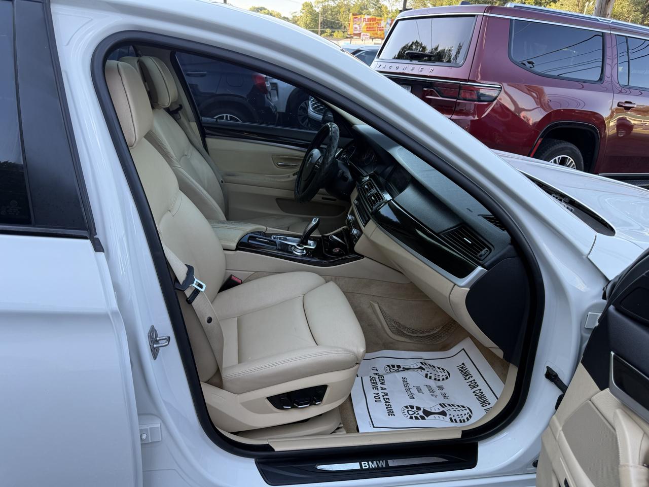 BMW 5 Series 4dr Sdn 528i RWD 2013
