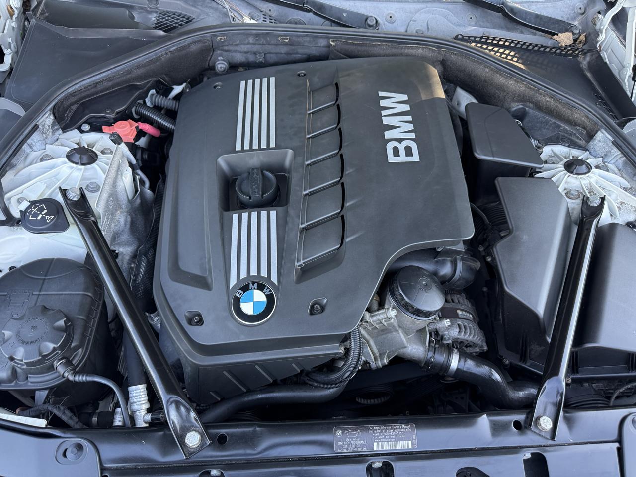 BMW 5 Series 4dr Sdn 528i RWD 2013