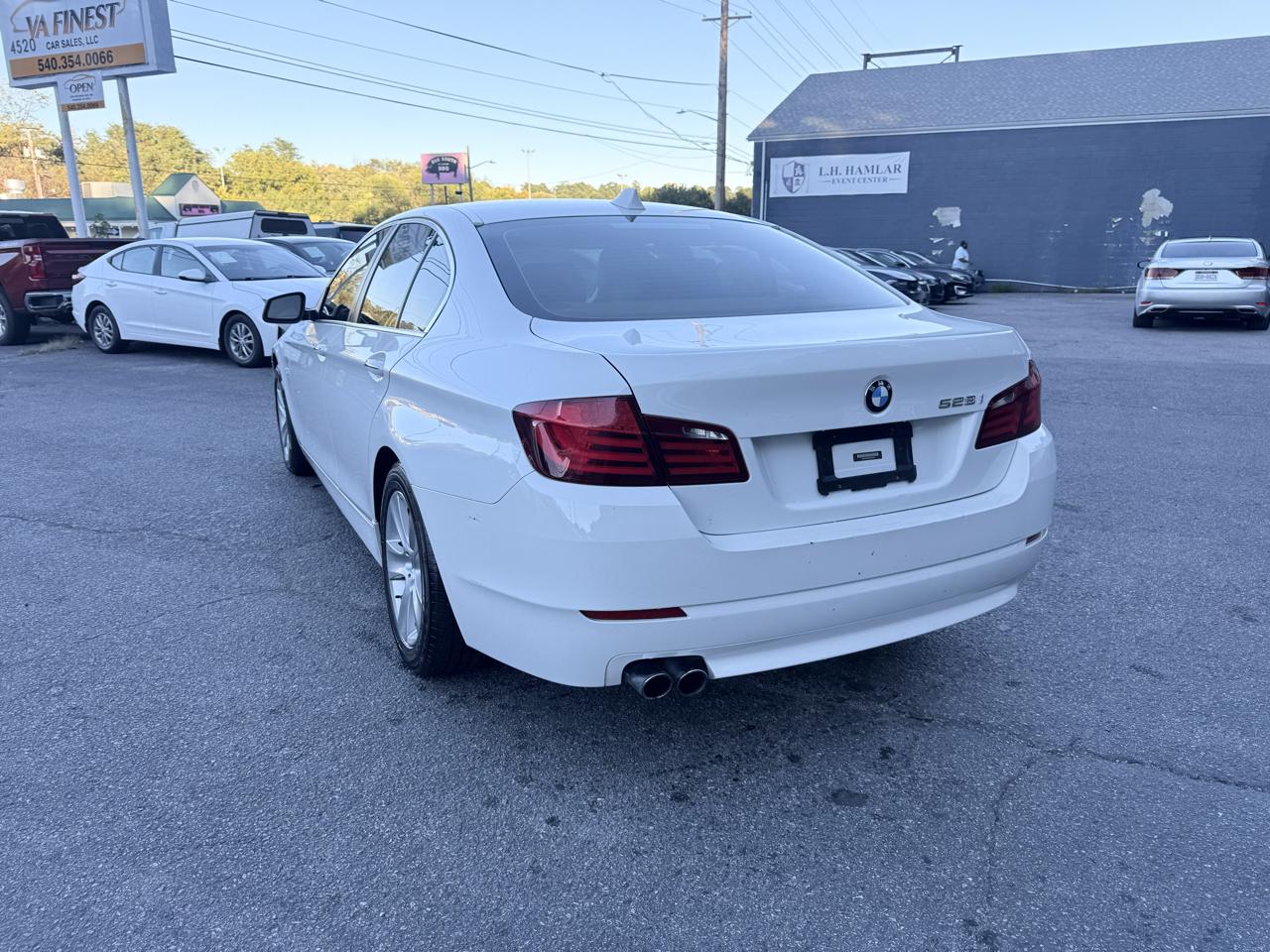 BMW 5 Series 4dr Sdn 528i RWD 2013