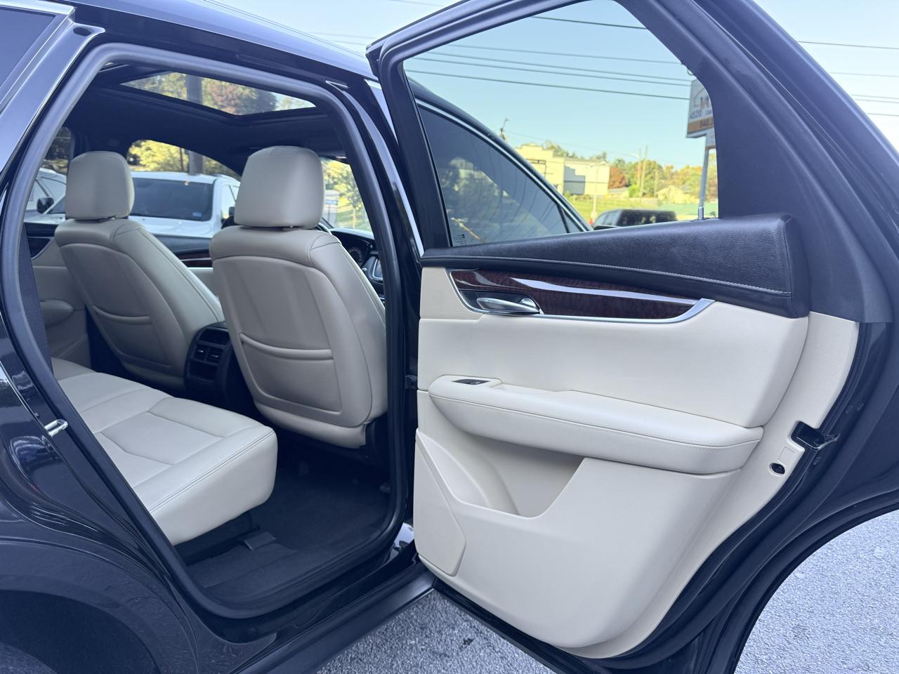 Cadillac XT5 AWD 4dr Luxury 2017