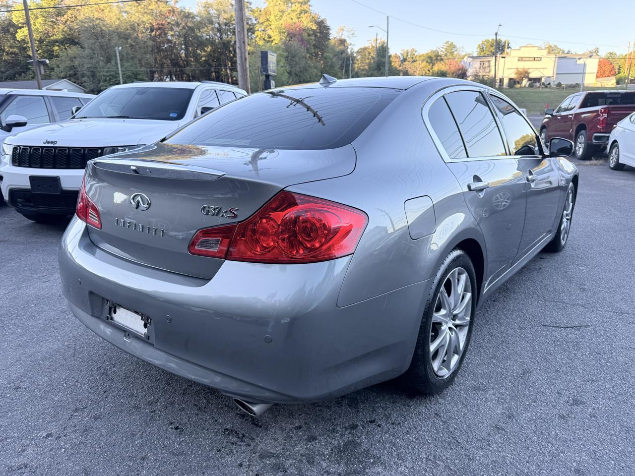 Infiniti G37 Sedan 4dr x AWD 2013