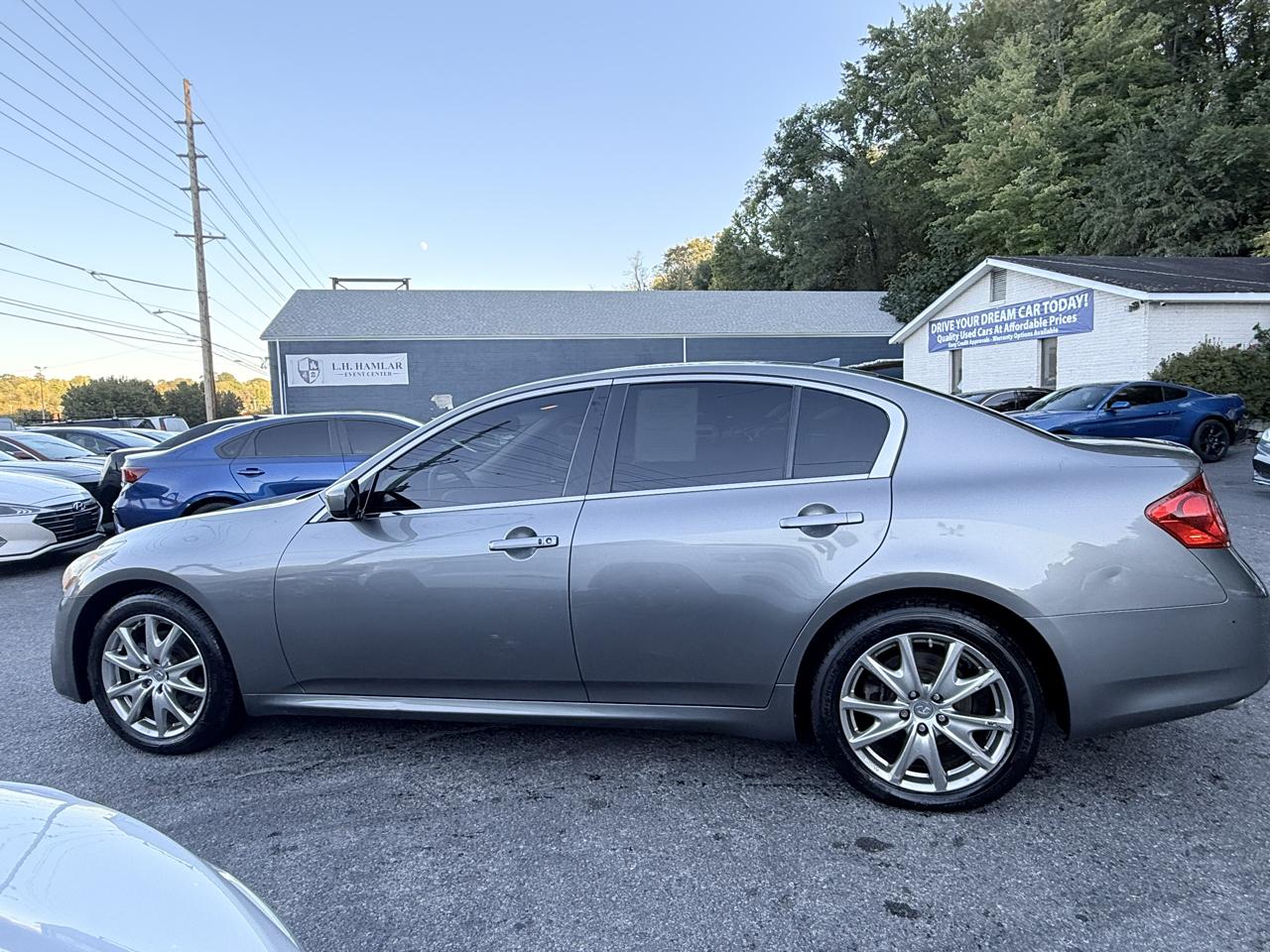 Infiniti G37 Sedan 4dr x AWD 2013