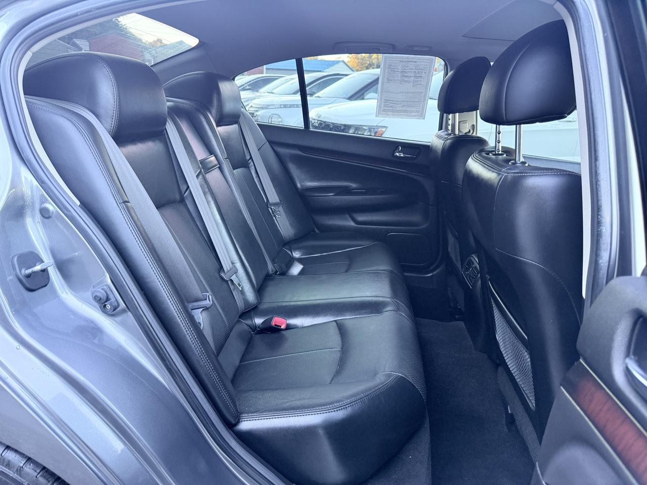 Infiniti G37 Sedan 4dr x AWD 2013