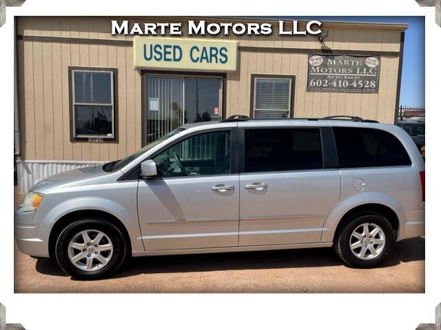 Chrysler Town & Country  2010