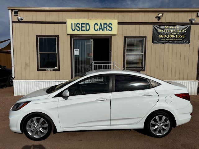 2013 Hyundai Accent GLS