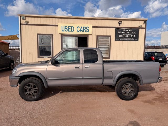 2000 Toyota Tundra SR5's photo