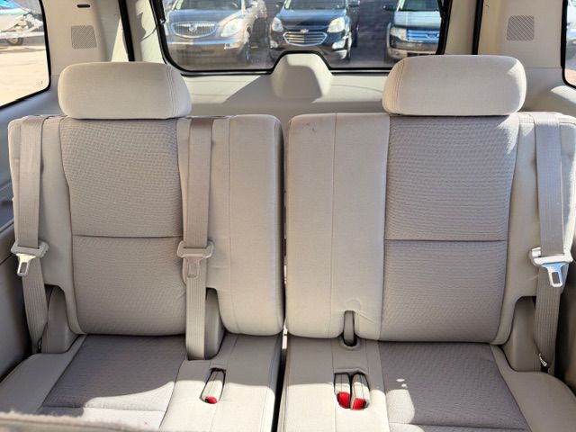 Chevrolet Suburban  2009