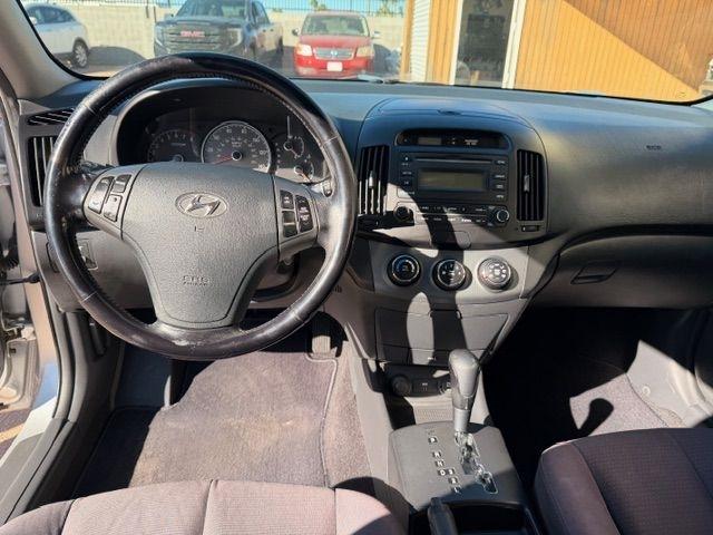 Hyundai Elantra  2008