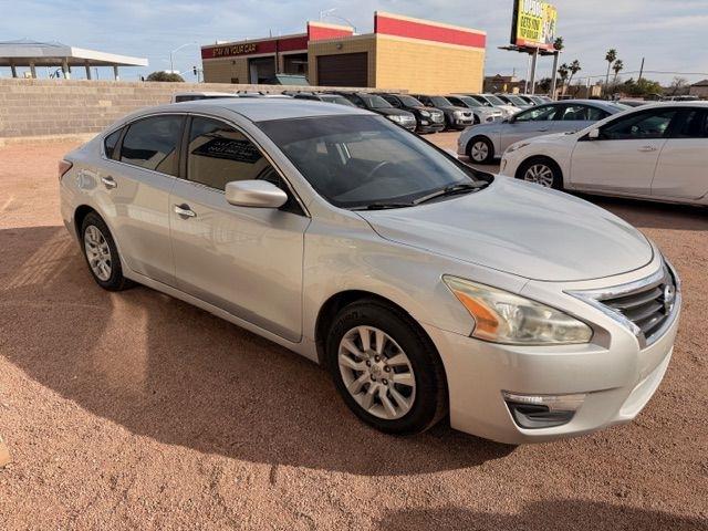 Nissan Altima  2015