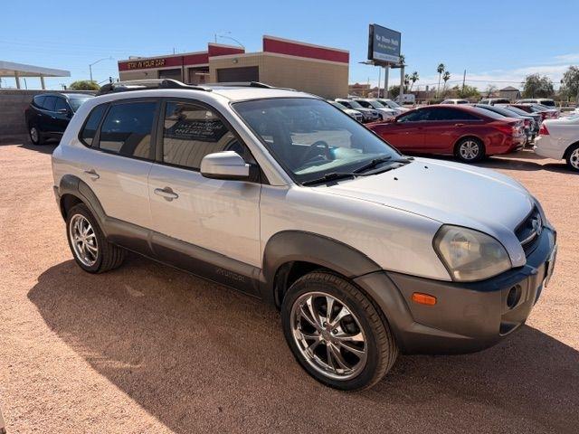 Hyundai Tucson  2005