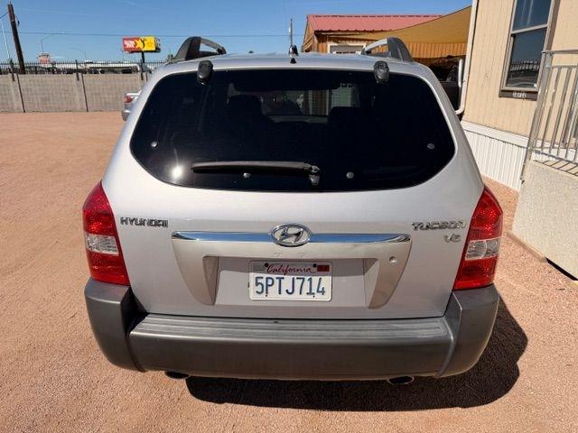 Hyundai Tucson  2005