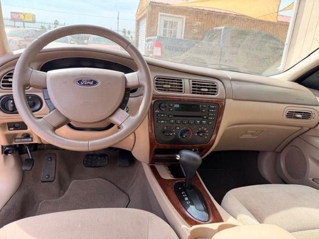 Ford Taurus  2006