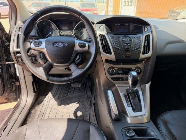 Ford Focus  2012