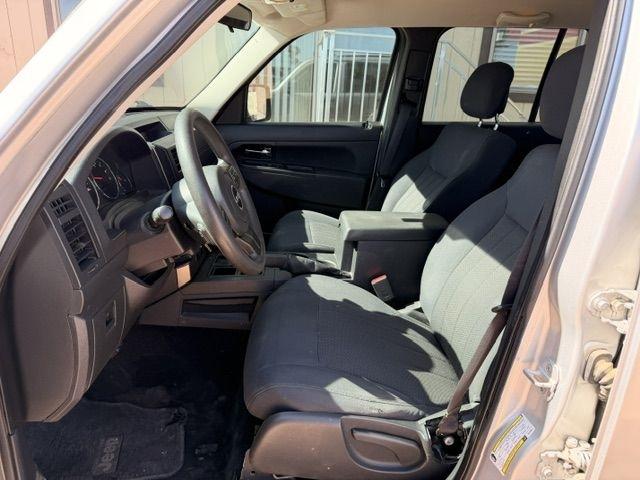 Jeep Liberty  2012